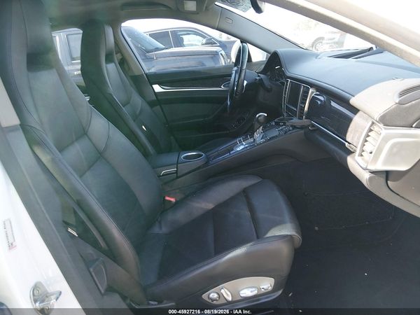 2014 PORSCHE PANAMERA 4