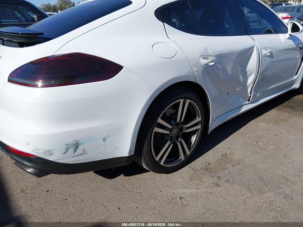 2014 PORSCHE PANAMERA 4
