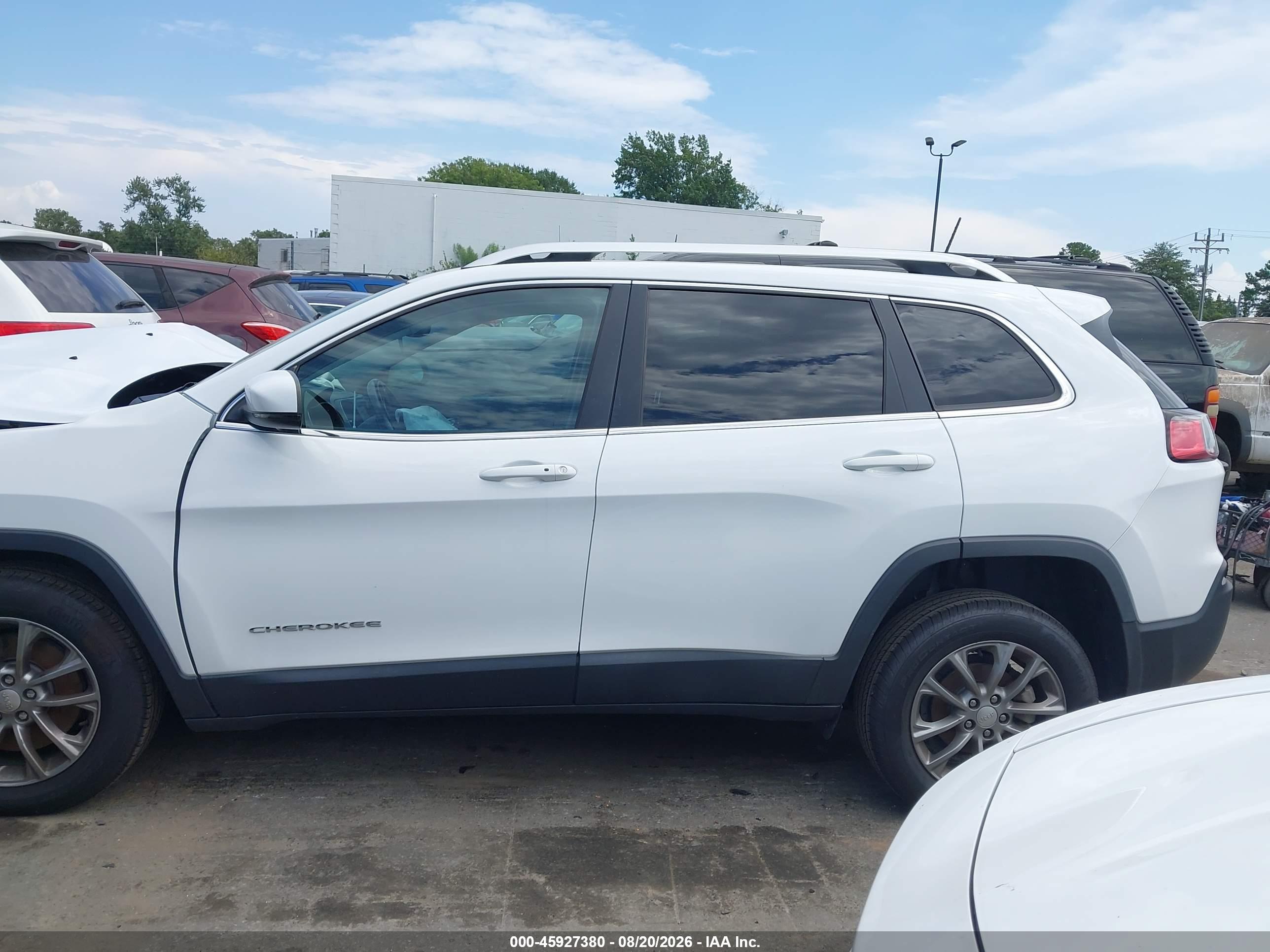 2019 JEEP CHEROKEE LATITUDE PLUS FWD