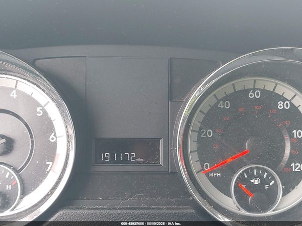 2012 DODGE GRAND CARAVAN SXT — I7