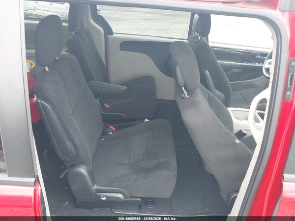 2012 DODGE GRAND CARAVAN SXT — I8