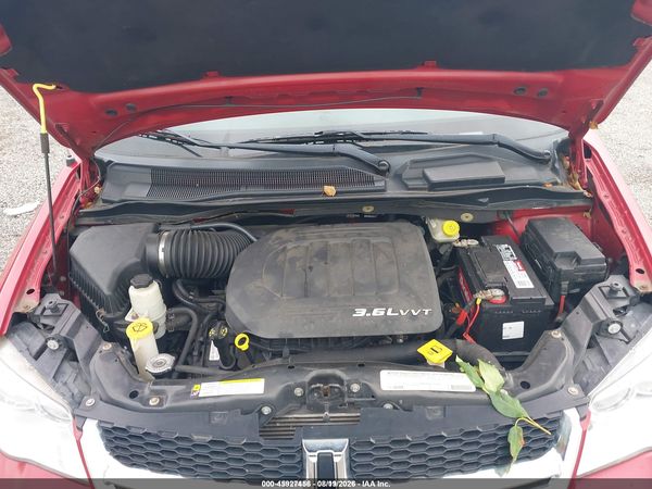2012 DODGE GRAND CARAVAN SXT — I10