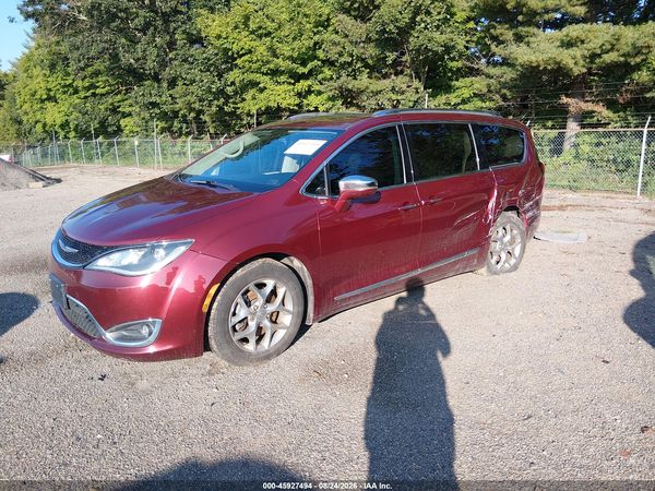 2018 CHRYSLER PACIFICA — I2