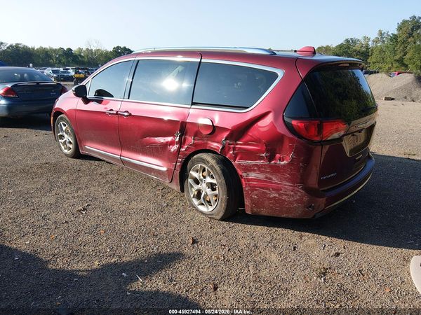 2018 CHRYSLER PACIFICA LIMITED — I3