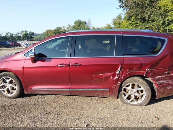 2018 CHRYSLER PACIFICA LIMITED — I117