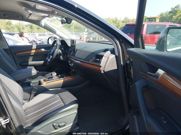 2021 AUDI Q5 — I5