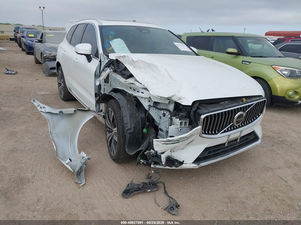 2022 VOLVO XC60 B5 INSCRIPTION