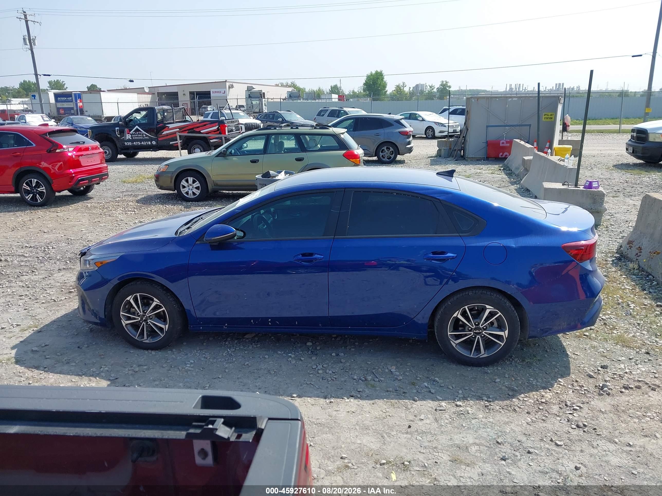2023 KIA FORTE LXS