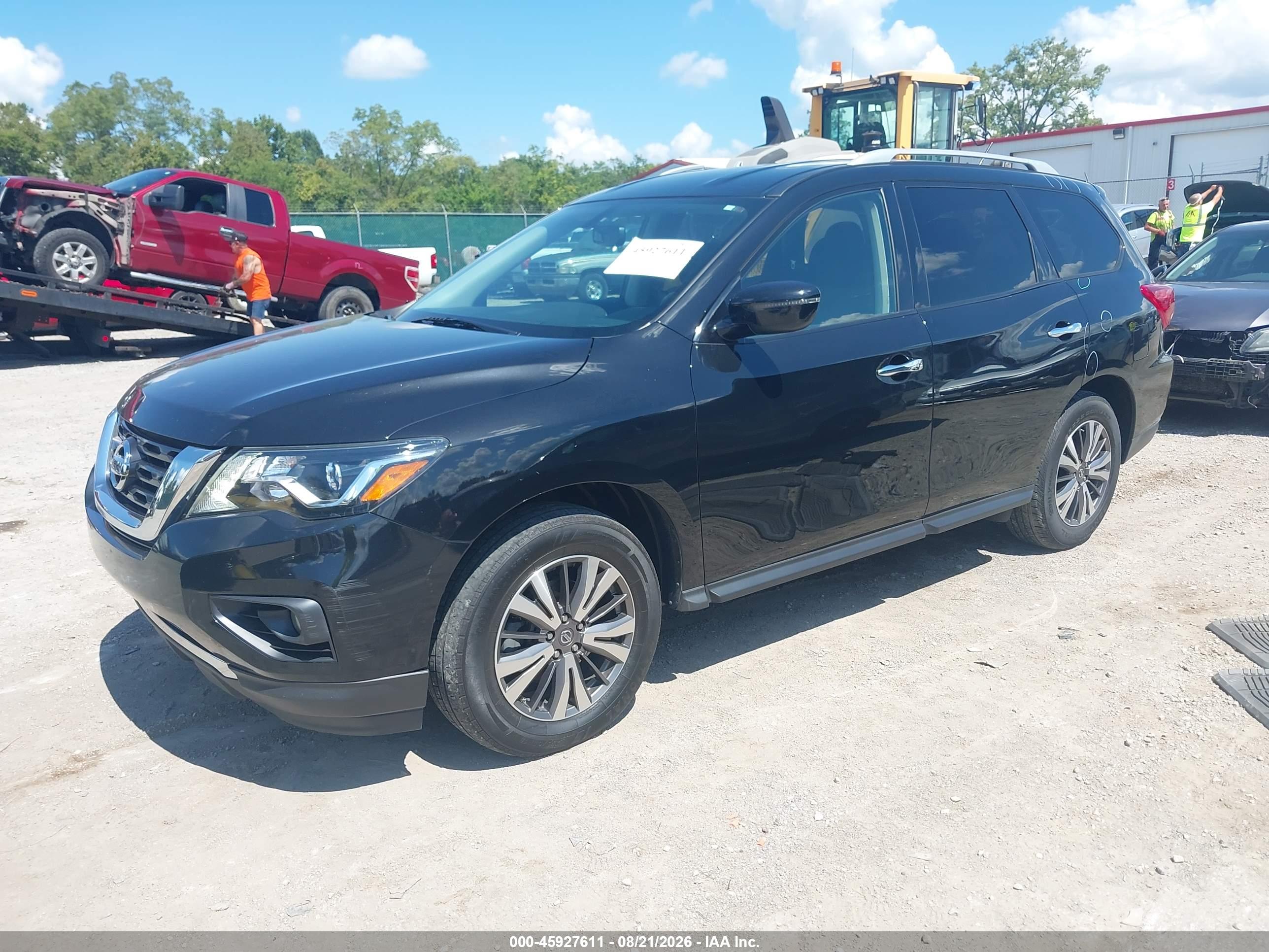 2018 NISSAN PATHFINDER SV — I2