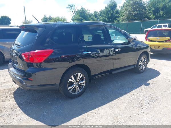 2018 NISSAN PATHFINDER SV — I4