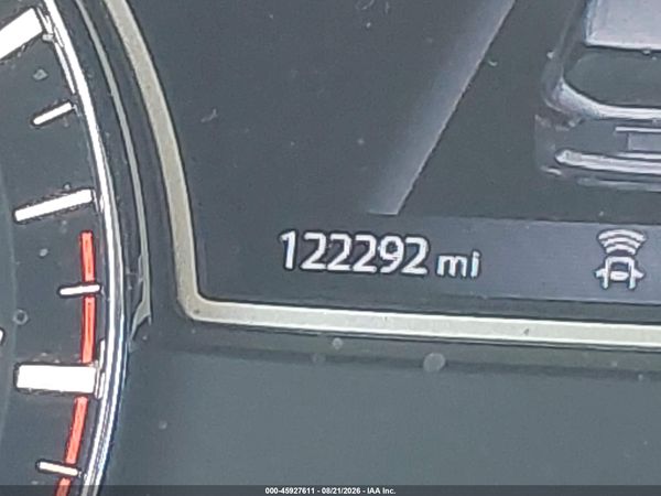 2018 NISSAN PATHFINDER SV — I118