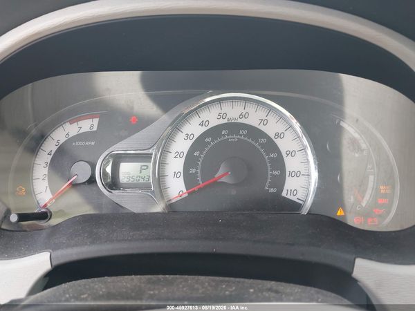 2013 TOYOTA SIENNA SE 8 PASSENGER