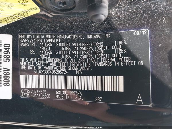 2013 TOYOTA SIENNA SE 8 PASSENGER