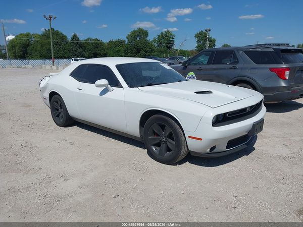 2018 DODGE CHALLENGER SXT