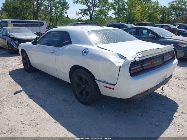 2018 DODGE CHALLENGER SXT