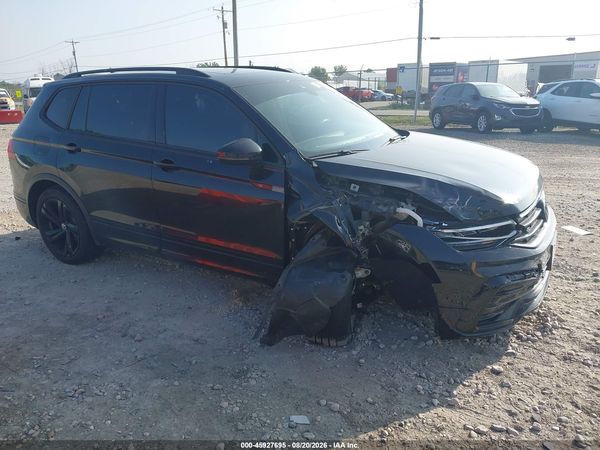2024 VOLKSWAGEN TIGUAN 2.0T SE R-LINE BLACK — I1