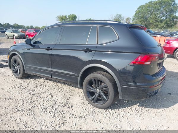 2024 VOLKSWAGEN TIGUAN 2.0T SE R-LINE BLACK — I3