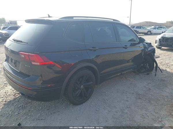 2024 VOLKSWAGEN TIGUAN 2.0T SE R-LINE BLACK — I4