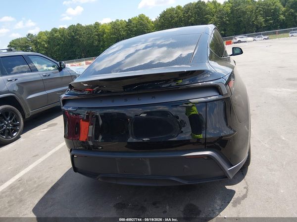 2026 TESLA MODEL Y PREMIUM/REAR-WHEEL DRIVE