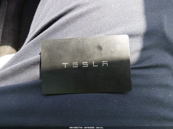 2026 TESLA MODEL Y PREMIUM/REAR-WHEEL DRIVE