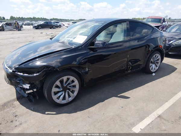 2026 TESLA MODEL Y PREMIUM/REAR-WHEEL DRIVE