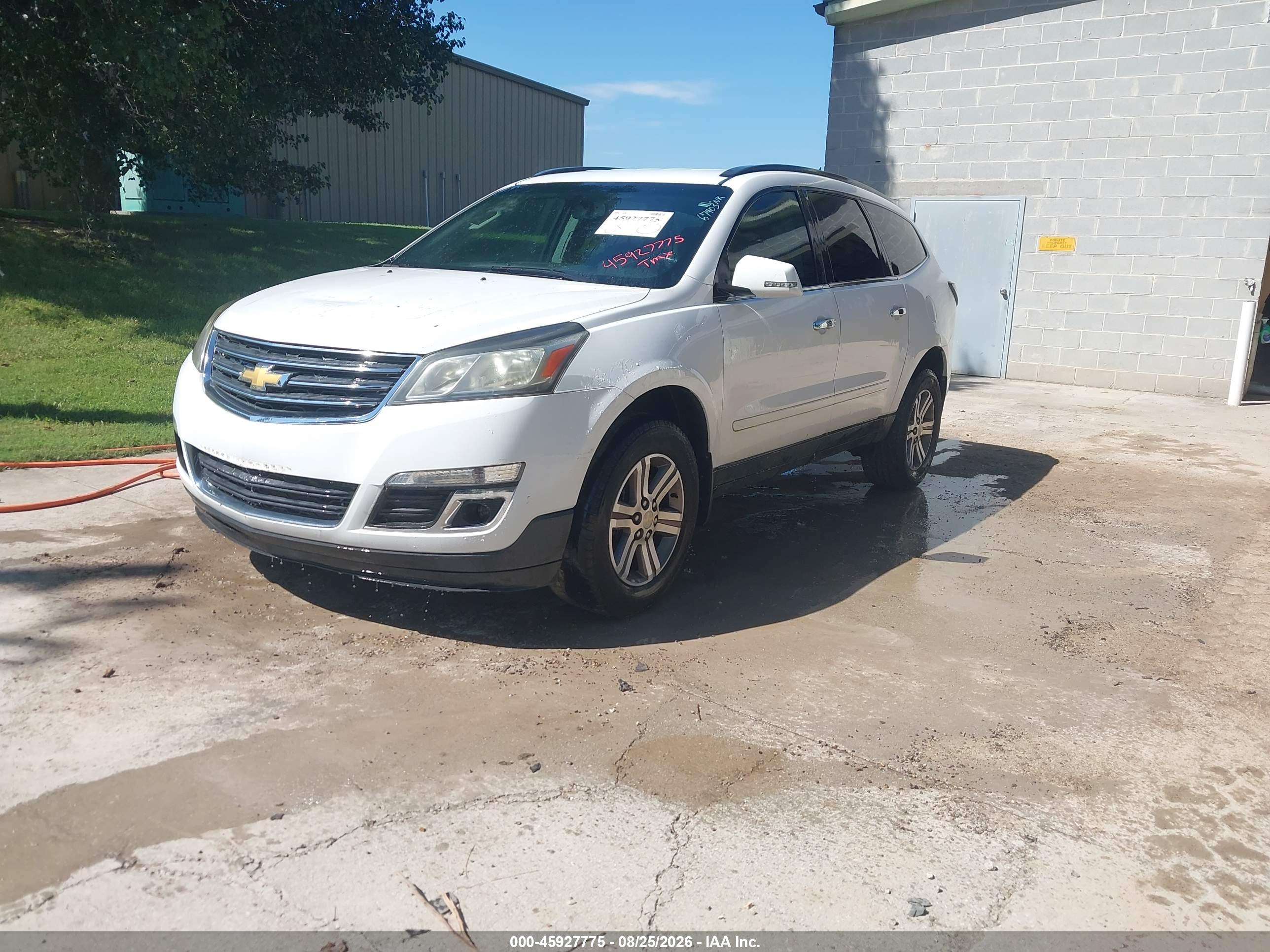 2016 CHEVROLET TRAVERSE 1LT — I2