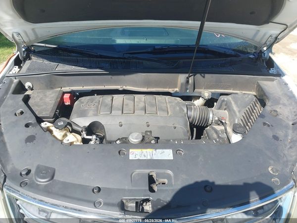 2016 CHEVROLET TRAVERSE 1LT — I10
