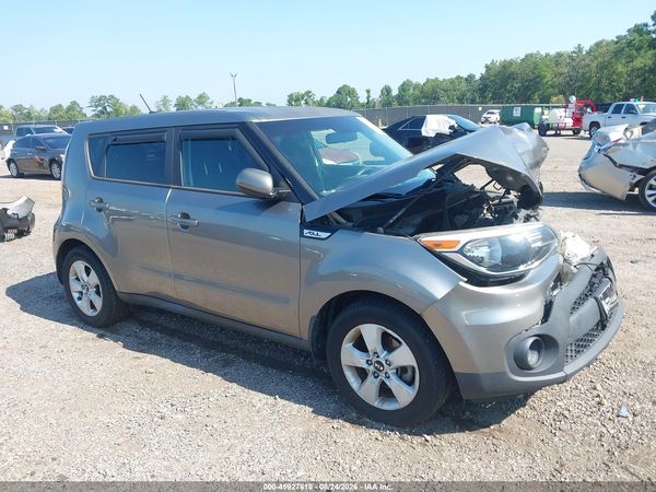 2017 KIA SOUL Base — I1