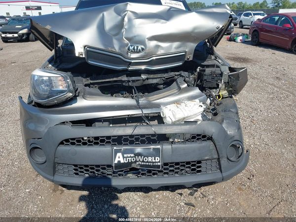 2017 KIA SOUL Base — I6