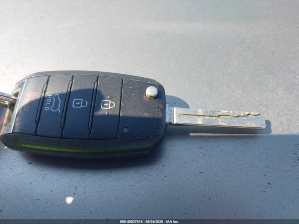 2017 KIA SOUL Base — I11