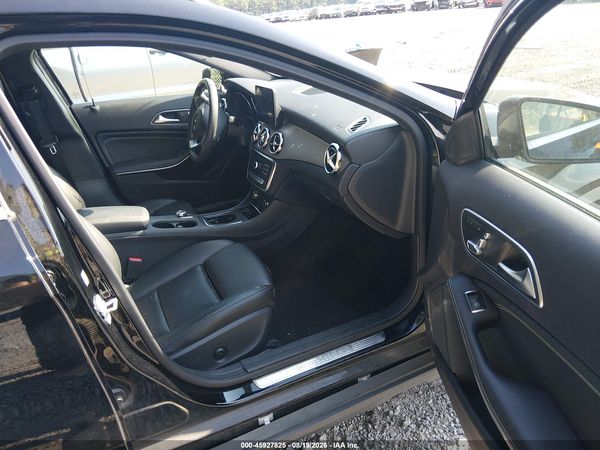 2018 MERCEDES-BENZ GLA 250 GLA250