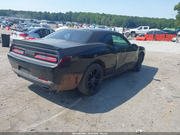 2017 DODGE CHALLENGER SXT — I4