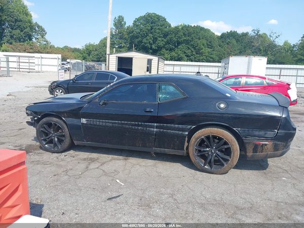 2017 DODGE CHALLENGER SXT — I117