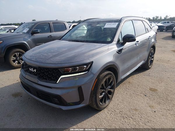 2023 KIA SORENTO — I2