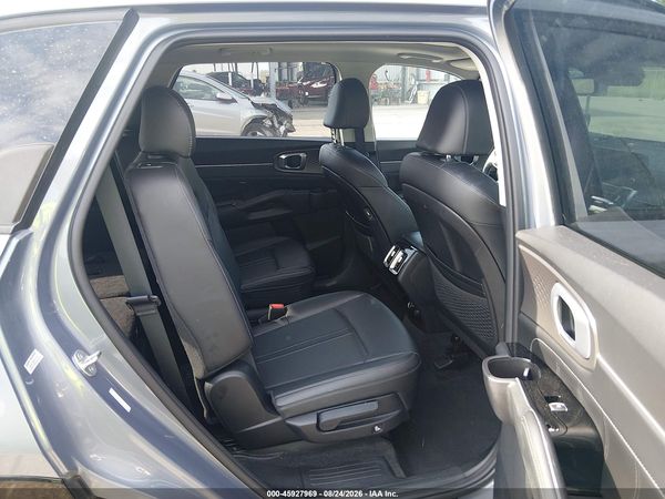 2023 KIA SORENTO SX — I8