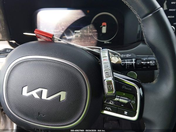 2023 KIA SORENTO SX — I11
