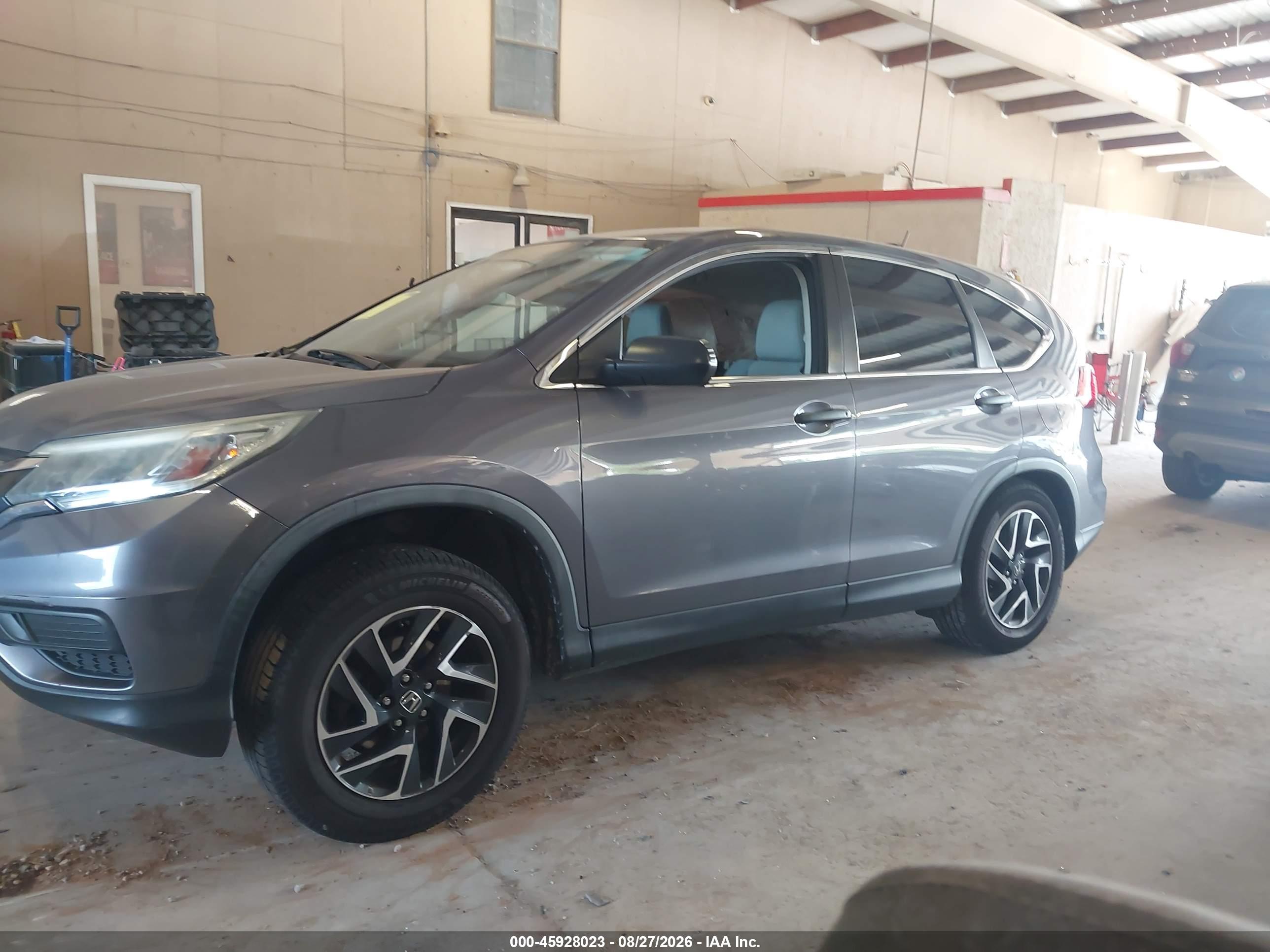 2016 HONDA CR-V SE