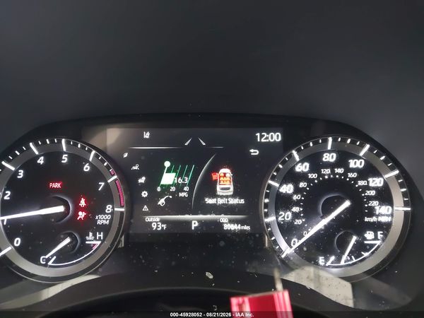 2021 TOYOTA HIGHLANDER XLE — I7