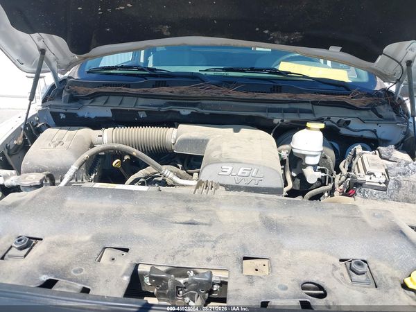 2018 RAM 1500 TRADESMAN  4X4 8' BOX
