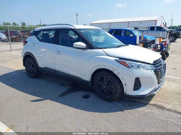 2022 NISSAN KICKS SV XTRONIC CVT — I1