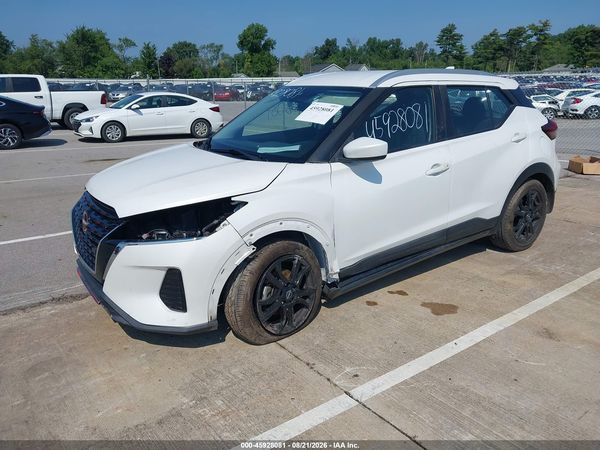 2022 NISSAN KICKS — I2