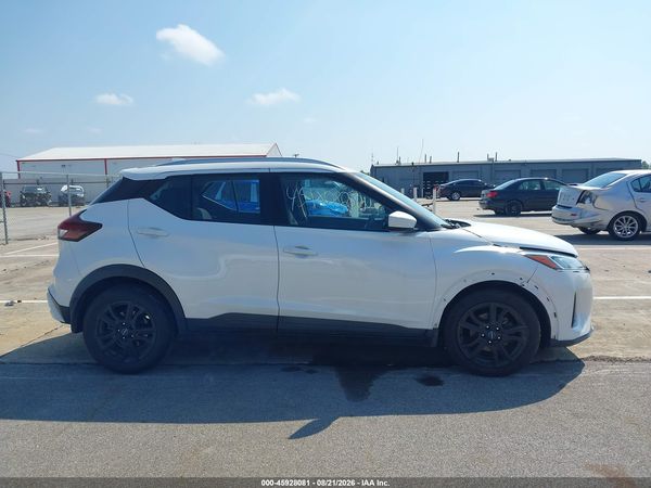 2022 NISSAN KICKS SV XTRONIC CVT — I116