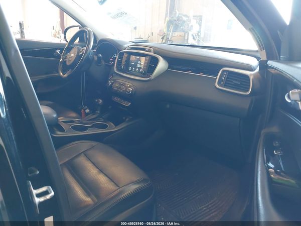 2017 KIA SORENTO 2.4L LX — I5