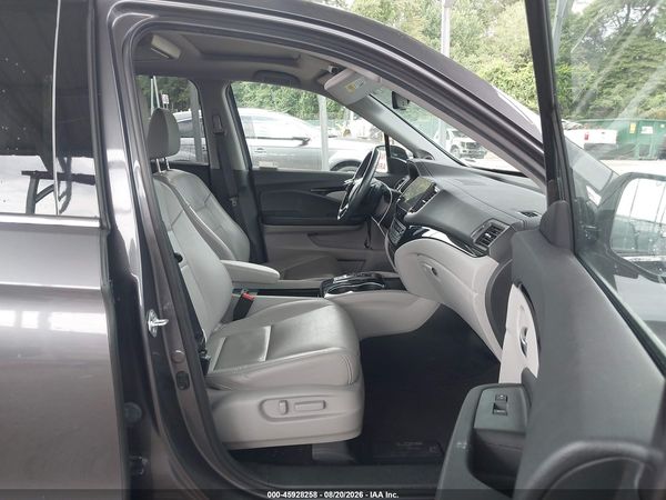 2021 HONDA PILOT AWD TOURING 7 PASSENGER