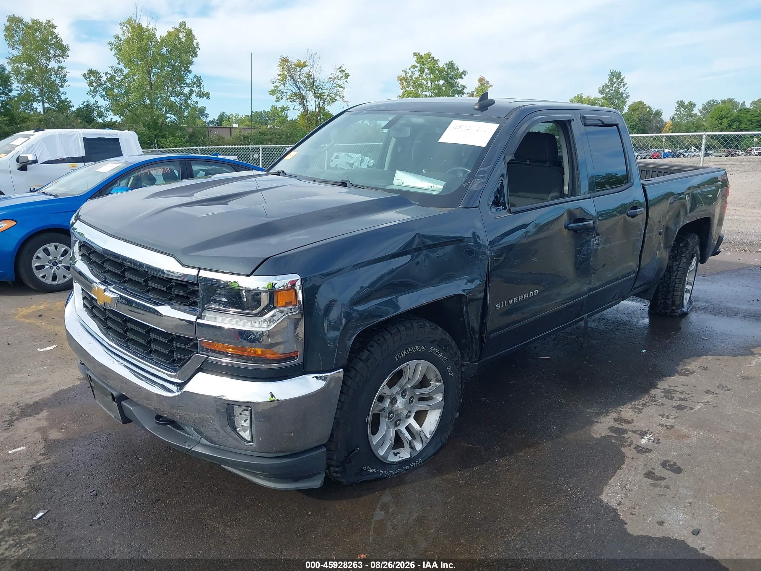 2017 CHEVROLET SILVERADO 1500 LT — I2