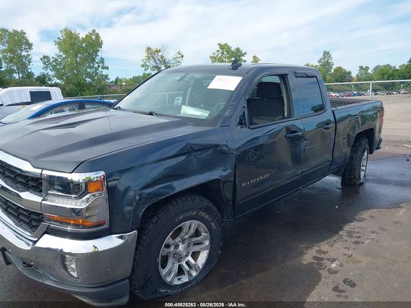 2017 CHEVROLET SILVERADO 1500 LT — I6