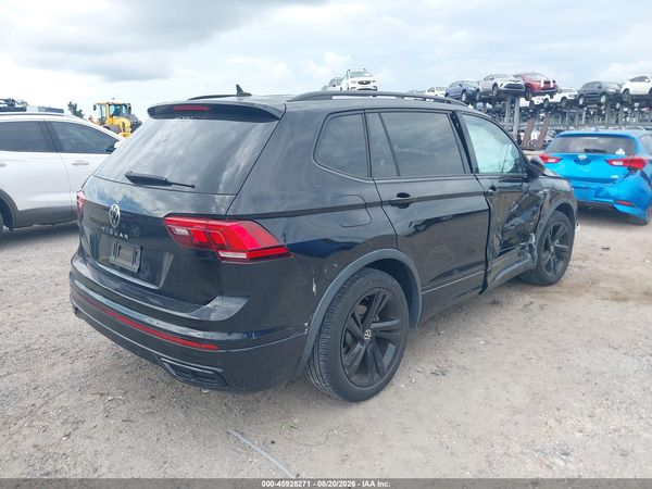 2023 VOLKSWAGEN TIGUAN 2.0T SE R-LINE BLACK — I4