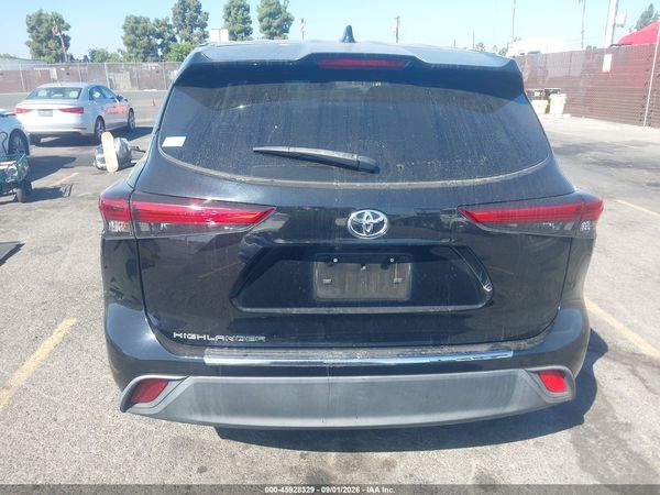 2021 TOYOTA HIGHLANDER L — I119