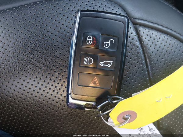 2020 LAND ROVER RANGE ROVER HSE — I11