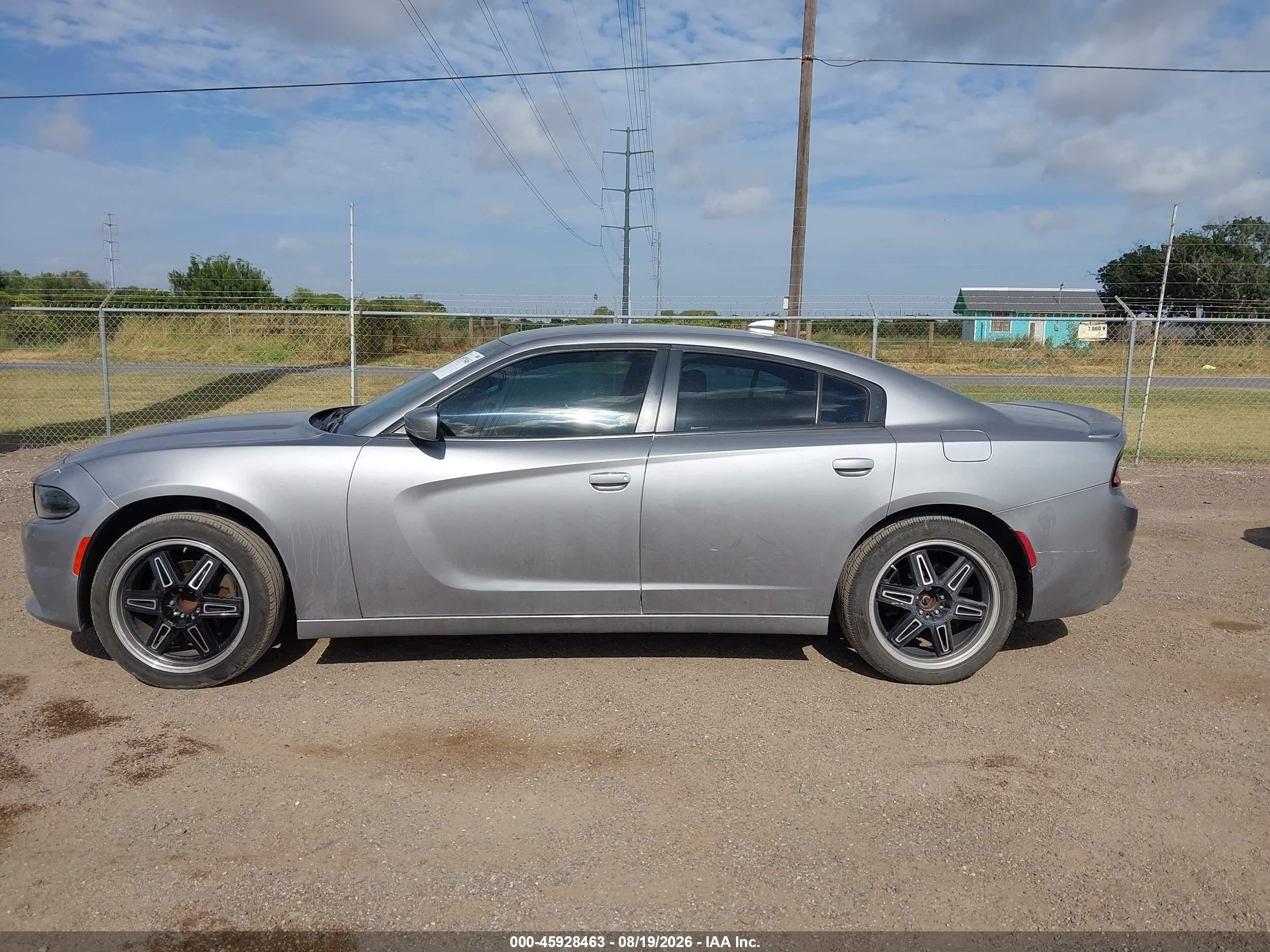 2016 DODGE CHARGER SXT